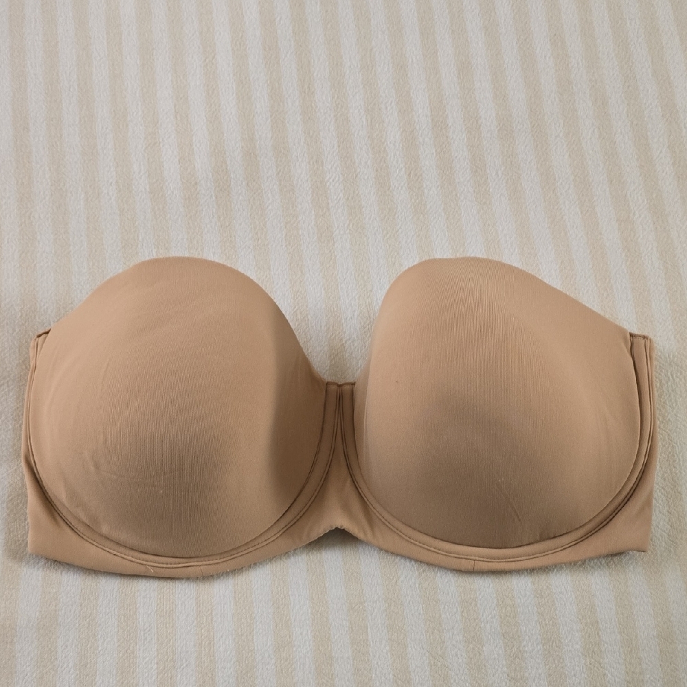 SKIMS Fits Everybody Strapless BraSize:36DD (36E) Clay